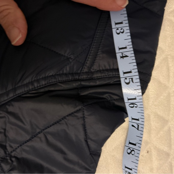 🛍️ Barbour Women's Dark Blue Quilted Puffer Coat - Picture 7 of 10